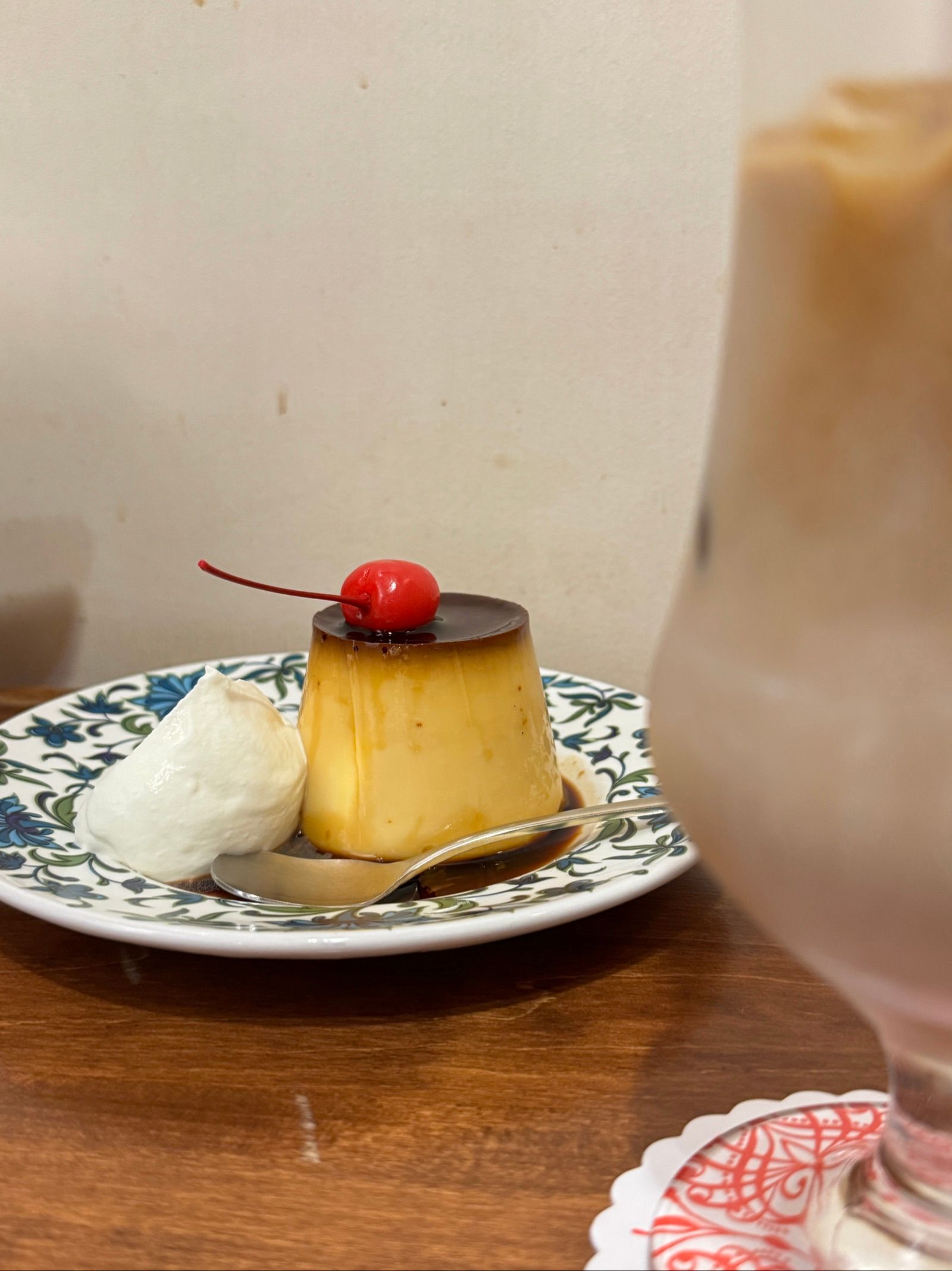 ぽえむ Mano A Mano Coffee
