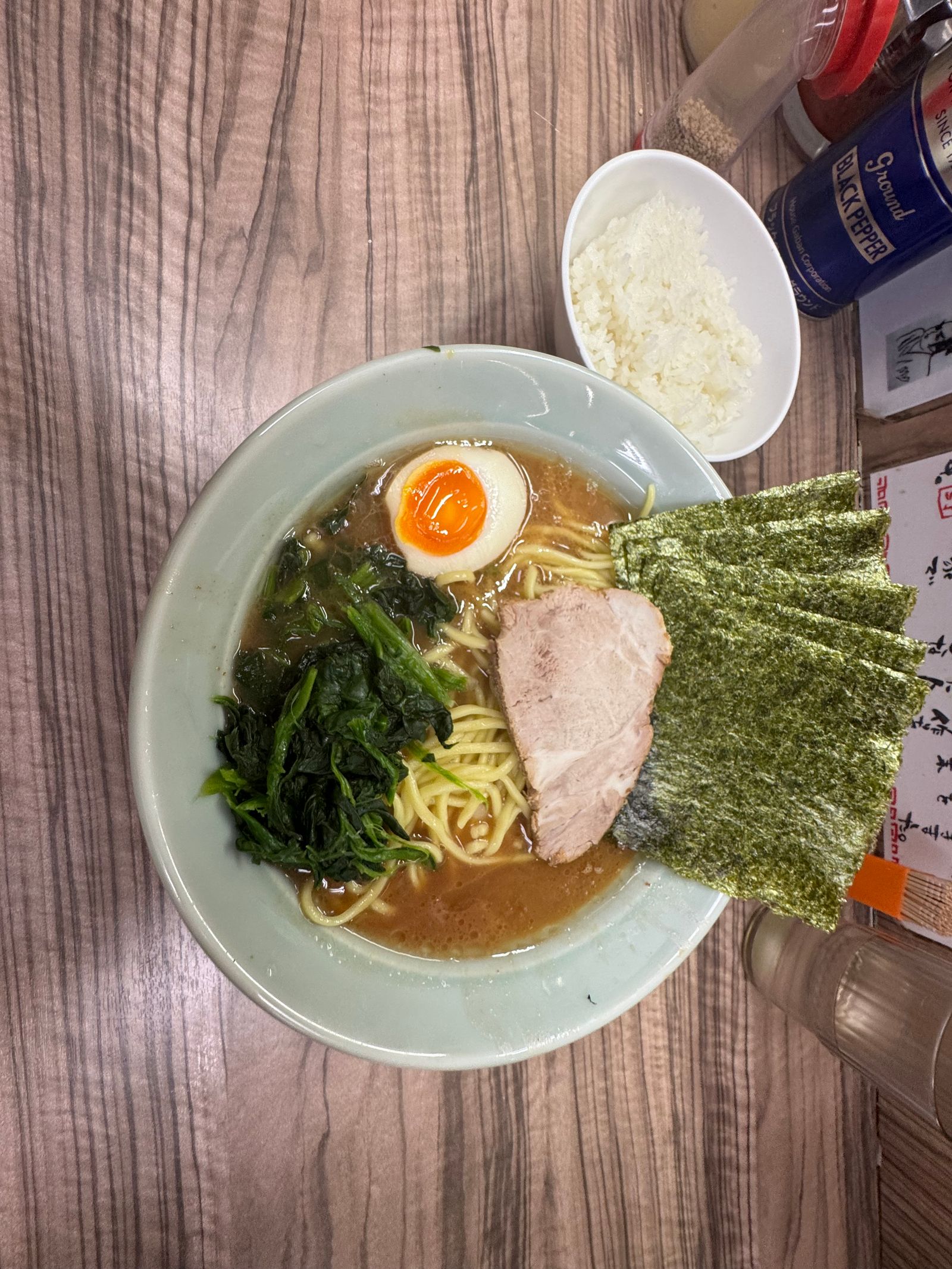 横浜家系ラーメン 武蔵家 中野本店
