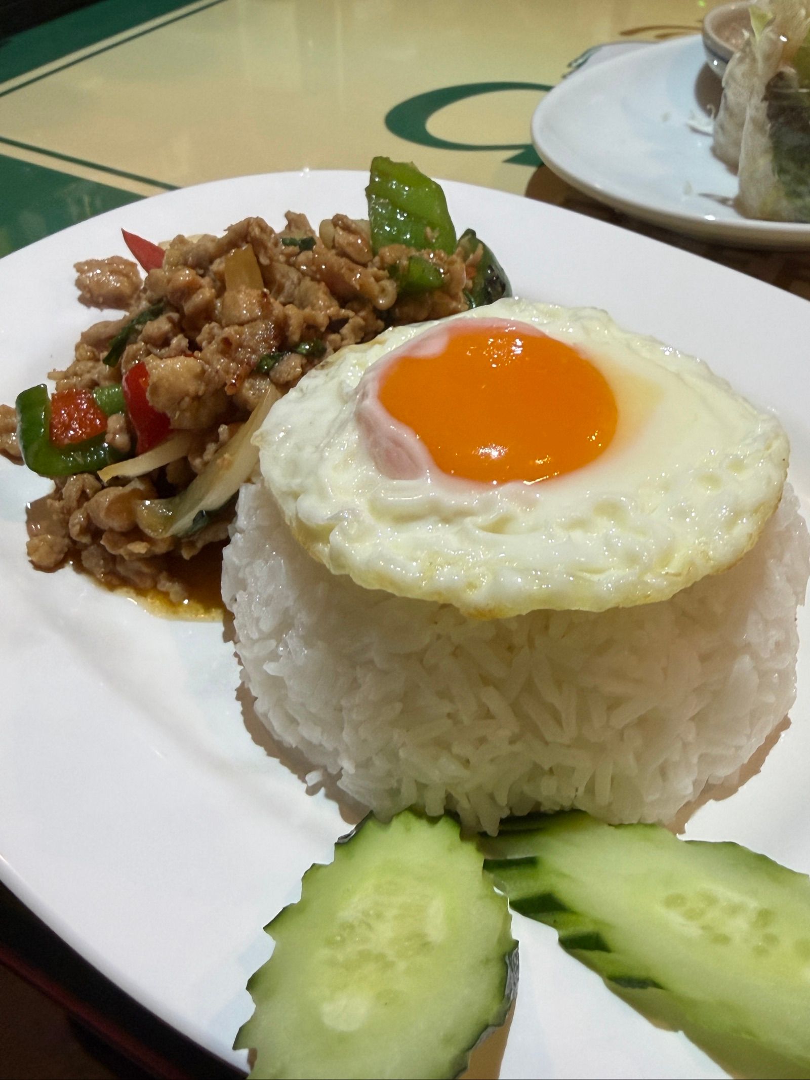 アロイアロイ タイ居酒屋